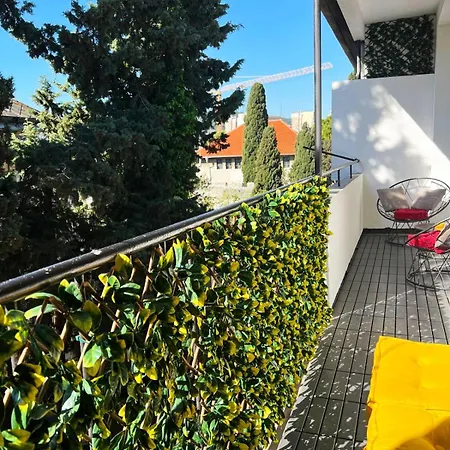 Beus Downtown アパート