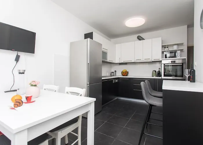 Beus Downtown Apartment *